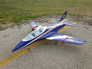 Avanti XS Jet,  <b>Cabina Tricolore</b>